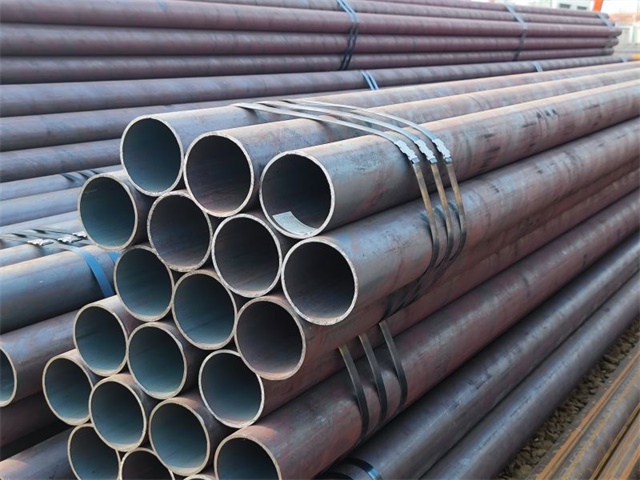 吉利15CrMoG热轧无缝钢管
